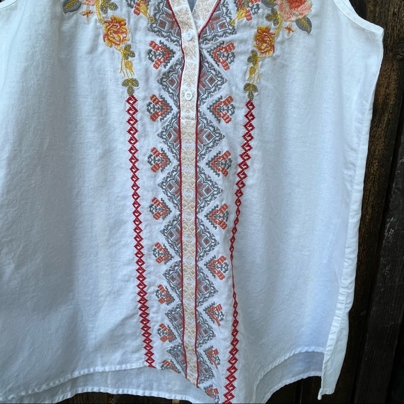 Andrée by Unit White Embroidered Sleeveless Linen Blend Top Sz S - Picture 3 of 14
